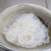 旨みたっぷり！【ピーマンと白滝の中華炒め】作り置きにもの工程1