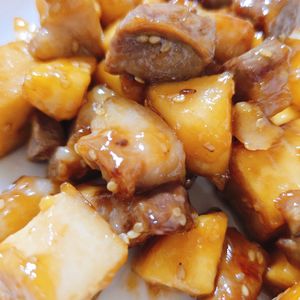 zabuの作ってみた!投稿(豚バラと厚揚げと山芋のコロコロ照り焼き【食感がたまらない♪】)
