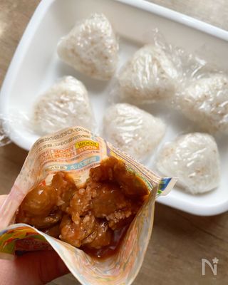 イシイのミートボールで焼きおにぎり2種 By るみ レシピサイト Nadia ナディア プロの料理家のおいしいレシピ