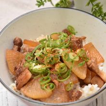 【サク飯】カリカリ豚肉と大根の角煮風丼