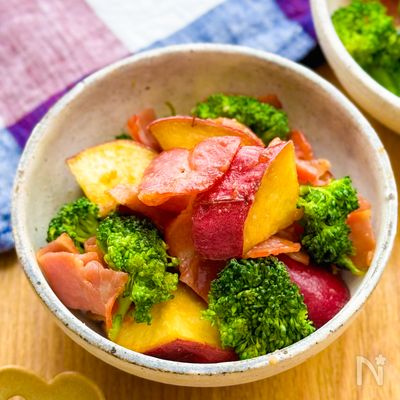【さつまいもとベーコンの甘辛バター】秋冬に食べたいおかず♡