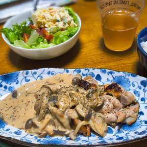 Naoの作ってみた!投稿(ワンパン10分！【鶏むねチキンステーキ☆きのこクリーム】)