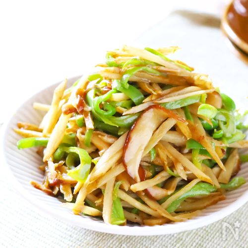 ごはんが進む！【ごぼうとピーマンと椎茸のオイスターきんぴら】