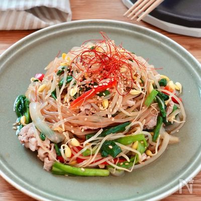 野菜たっぷりでやみつき!【白滝チャプチェ】