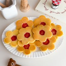 いちごのお花パンケーキ