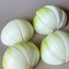 新玉ねぎの白だしニラ漬けの工程1