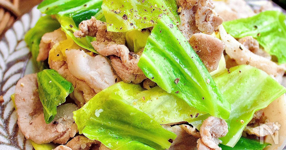 ＼お弁当にも／ワンパン10分【春キャベツの塩だれ豚こま炒め】
