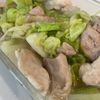 ゆりこの作ってみた!投稿(レンジで簡単！！鶏肉と春キャベツのコンソメにんにく蒸し)