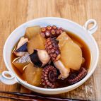 タコと大根の煮物