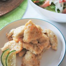 鶏むね肉で、ふんわりしっとり、揚げ焼き唐揚げ。(柚子胡椒味)