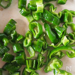 ピーマン大嫌いな人もOK】カリカリじゃこ入り無限ピーマン | レシピ