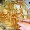 【温活・美肌】手羽元と長芋のやさしい参鶏湯風スープの工程1