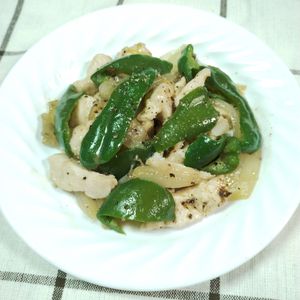 M＊Pの作ってみた!投稿(鶏むね肉とピーマンのオイスターペッパー炒め)