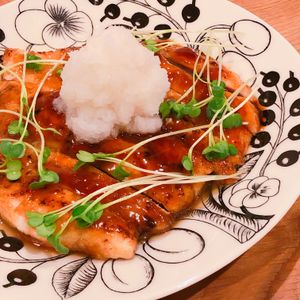 ミルクの作ってみた!投稿(【鶏胸がめちゃ柔らかい】家族が好きな甘辛おろしチキンステーキ)