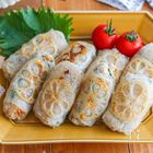 生春巻きだけじゃない！カリッともちっと「ライスペーパー」活用術3選｜編集部おすすめレシピ