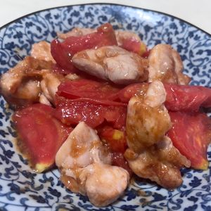 新米ちゃんの作ってみた!投稿(ワンパン10分！【鶏もも肉とトマトのオイスターソース炒め】)
