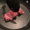 米が一瞬で消える。旨すぎる【究極の無限ニラ飯】の工程2