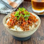 【簡単ご飯泥棒の完成‼️】
刻み野菜のそぼろ煮