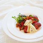 煮込みトマト・チーズハンバーグ
