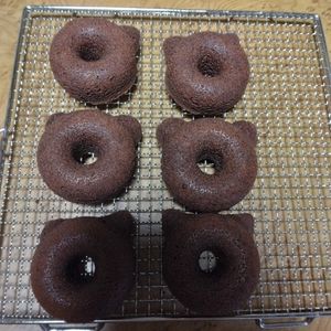 ももの作ってみた!投稿(米粉で作る♪ココア焼きドーナツ☆)