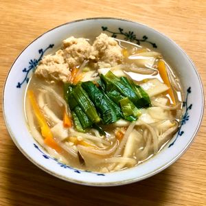 Nao★彡の作ってみた!投稿(行列のうどんそば②鶏のうま塩ゆずぽん煮込みうどん🤩🍜)