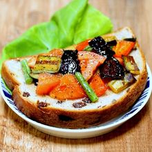 神戸屋 円熟「夏野菜のソテーオリーブオイルかけオープンサンド