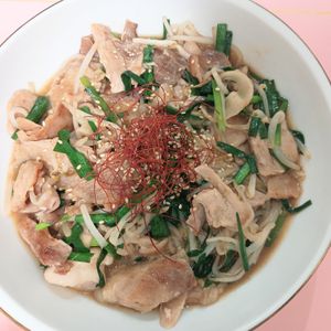 milkの作ってみた!投稿(10分でシャキうま！ごはんがすすむ【豚こまのパパッと炒め】)
