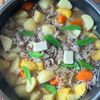 【これはやみつき♡︎豚こまの塩バタ肉じゃが】時短節約レシピの工程4