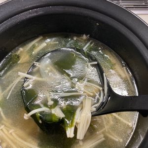 Mariの作ってみた!投稿(【この味！焼肉屋さんのネギ塩わかめスープ】ほぼ5分で完成♪)