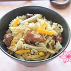やきとり缶と塩こんぶの炊き込みごはん　缶詰レシピ