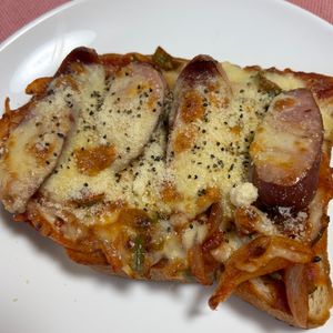 ゆっこの作ってみた!投稿(贅沢な美味しさ！ジョンソンヴィルの【ナポリタントースト】)