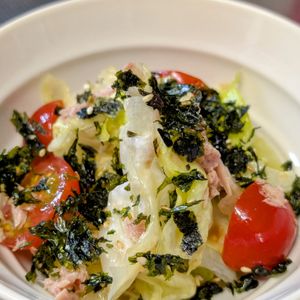まゆのの作ってみた!投稿(抱えて食べたい♪焼肉屋さんのチョレギサラダ)