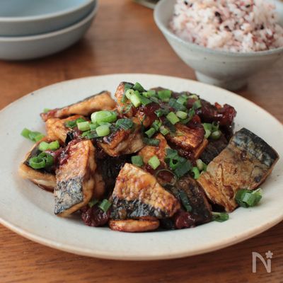【油不使用!カリカリ鯖の梅照り焼き】