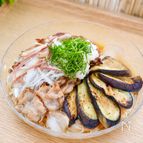 薬味たっぷり♩【豚バラとなすのさっぱりおろしそうめん】
