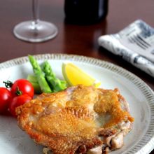赤ワインと一緒にどうぞ！【ハーブ鶏もも肉のソテー】