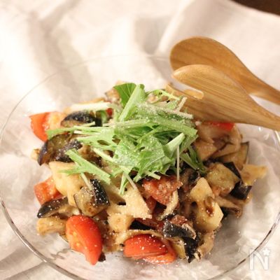 デリ風♪ナスとれんこんときのこの焼きサラダ