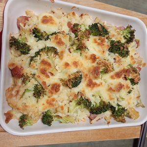 鶏皮坊主の作ってみた!投稿(焼きかぶとウインナーの《トロトロ♡グラタン》)