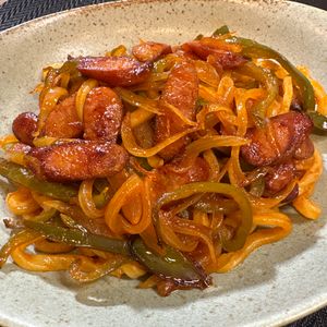 楽ラク手抜キッチン🐶🐾の作ってみた!投稿(【ナポリタンうどん】ワンパン時短で激うま)
