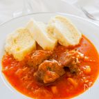 チェコの定番料理、豚肉のグラーシュ