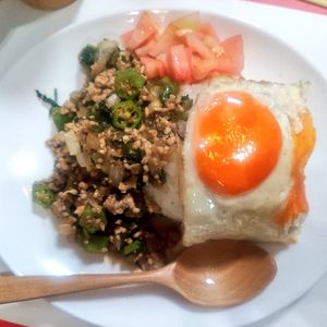 moの作ってみた!投稿(和風ガパオライス)