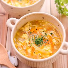 【にんじんと玉ねぎの洋風たまごスープ】簡単すぐできスープ♪