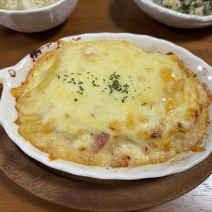 こむぎの作ってみた!投稿(ホワイトソースから丁寧に作る 基本のチキンマカロニグラタン)