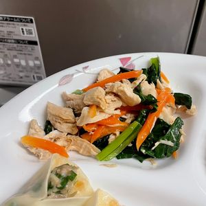 ケの作ってみた!投稿(【小松菜とささみの中華サラダ】タンパク質◎ヘルシーお手軽副菜)