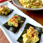 3分おつまみ♡アボカド豆腐の卵黄和え〜海苔包み〜