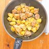 鶏肉とじゃがいものうま塩みりん炒めの工程4
