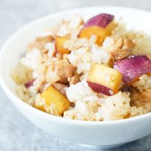 簡単！失敗なし『さつまいもと鶏の混ぜごはん』煮物と混ぜるだけ