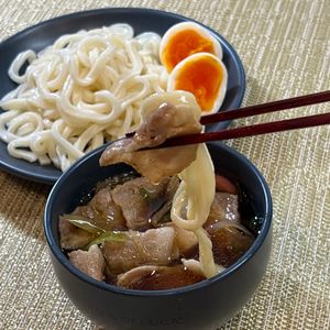 楽ラク手抜キッチン🐶🐾の作ってみた!投稿(【ねぎ豚つけうどん】簡単に作れて絶品！〆はスープで♪)