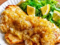 節約食材がご馳走おかずに♪【塩レモンオニオンソースチキン】