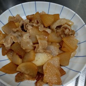 鶏皮坊主の作ってみた!投稿(10分で！甘辛でコクうま！【韓国風豚バラ大根】)