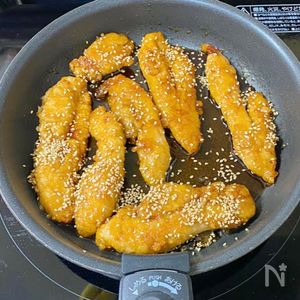 ごまたっぷり♡やみつき！ささみの甘辛揚げ【節約レシピ】 | レシピ